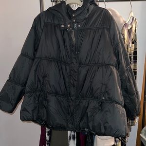 Torrid puffer jacket size 4